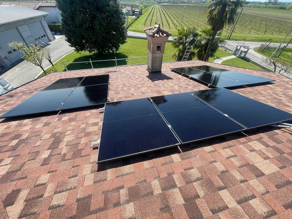 Impianto fotovoltaico realizzato in provincia di Pordenone (Friuli Venezia Giulia)
